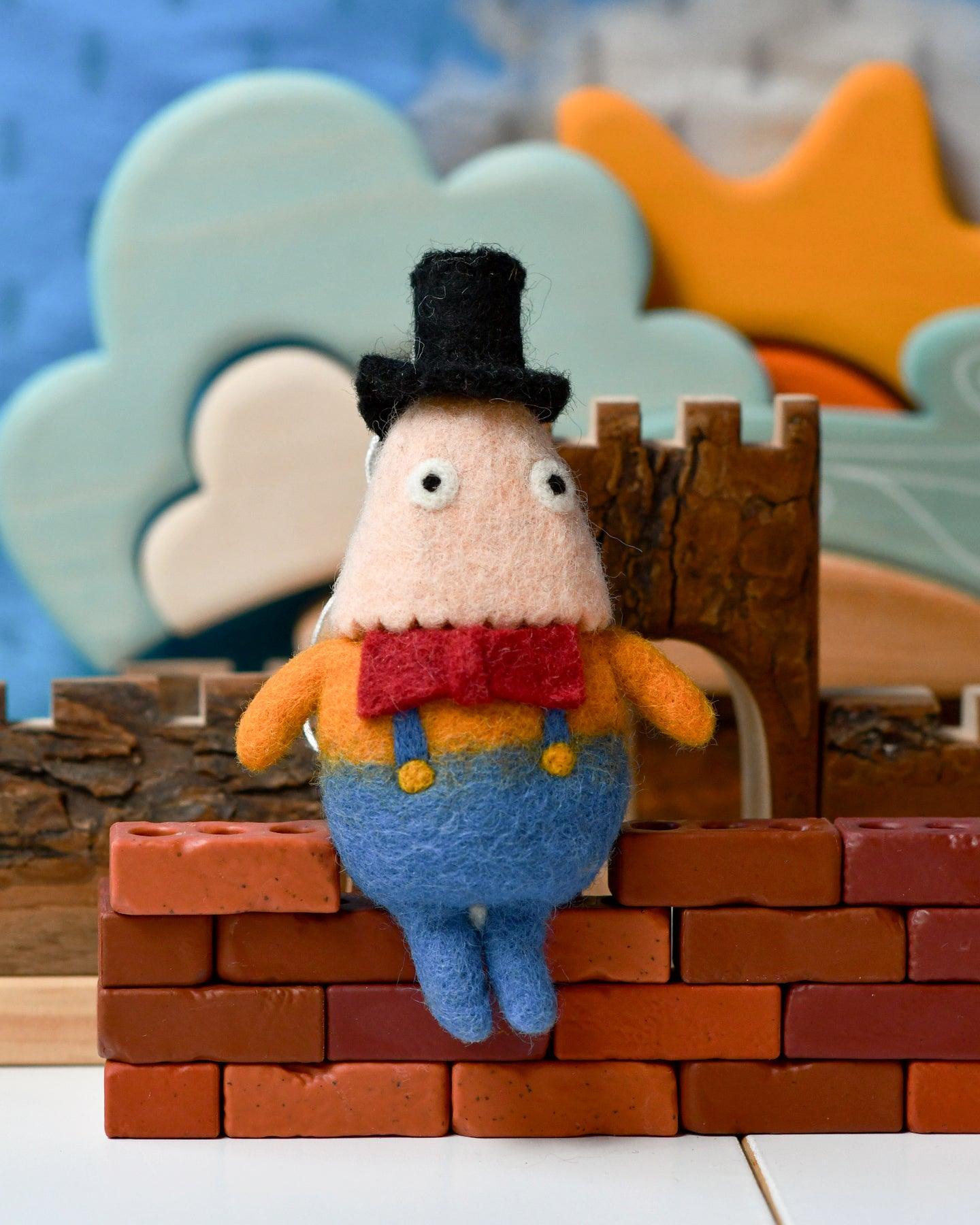 Felt Humpty Dumpty Marionette Puppet Toy - Tara Treasures