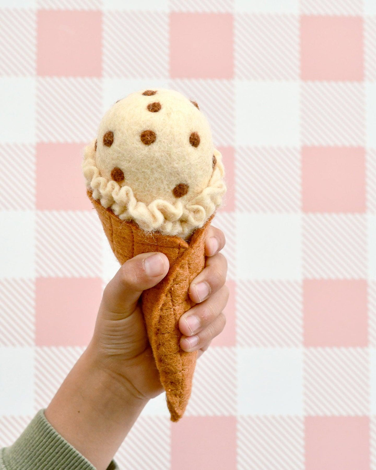 Felt Ice Cream Set - Waffle Cones and 9 Ice Cream Scoops - Tara Treasures