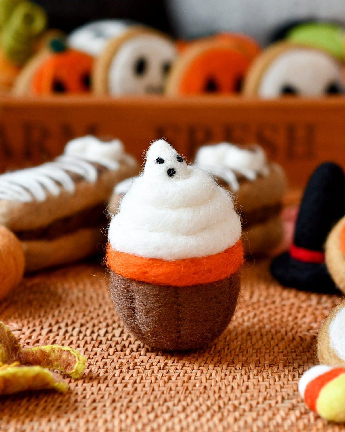Felt Cupcake - Cute Ghost - Tara Treasures