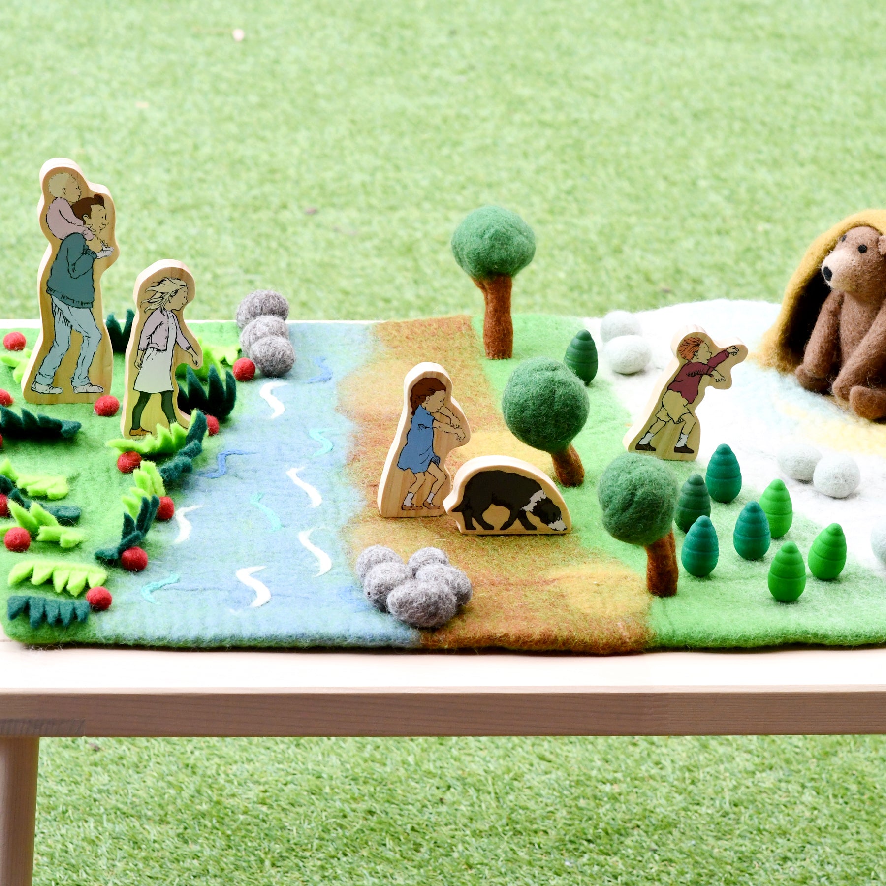 Bear Hunt Play Mat Playscape
