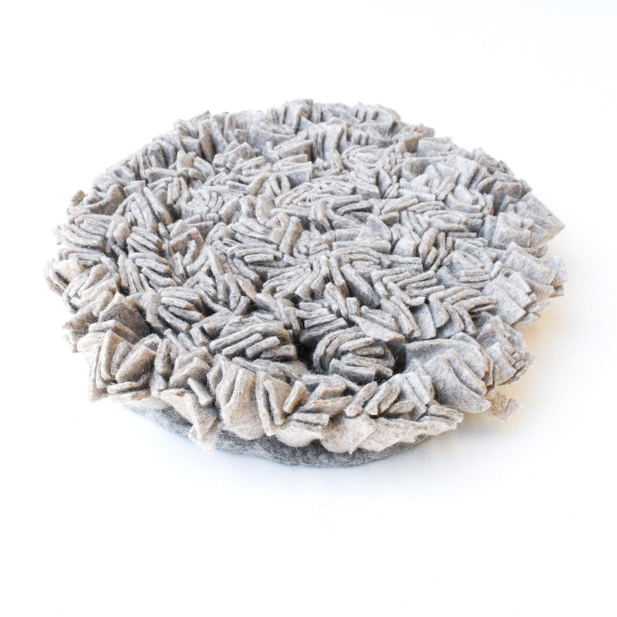 http://taratreasures.com/cdn/shop/products/cat-snuffle-mat-2.jpg?v=1694144145&width=1200