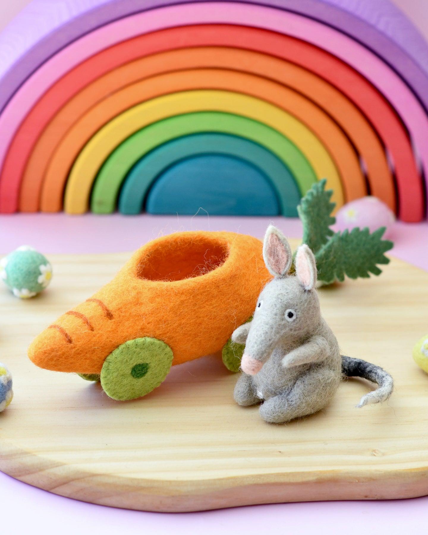 Felt Bilby with Carrot Car Toy - Tara Treasures