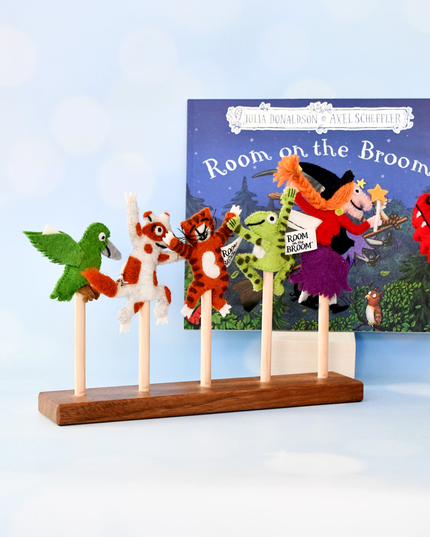 The Room On The Broom® Finger Puppets Set