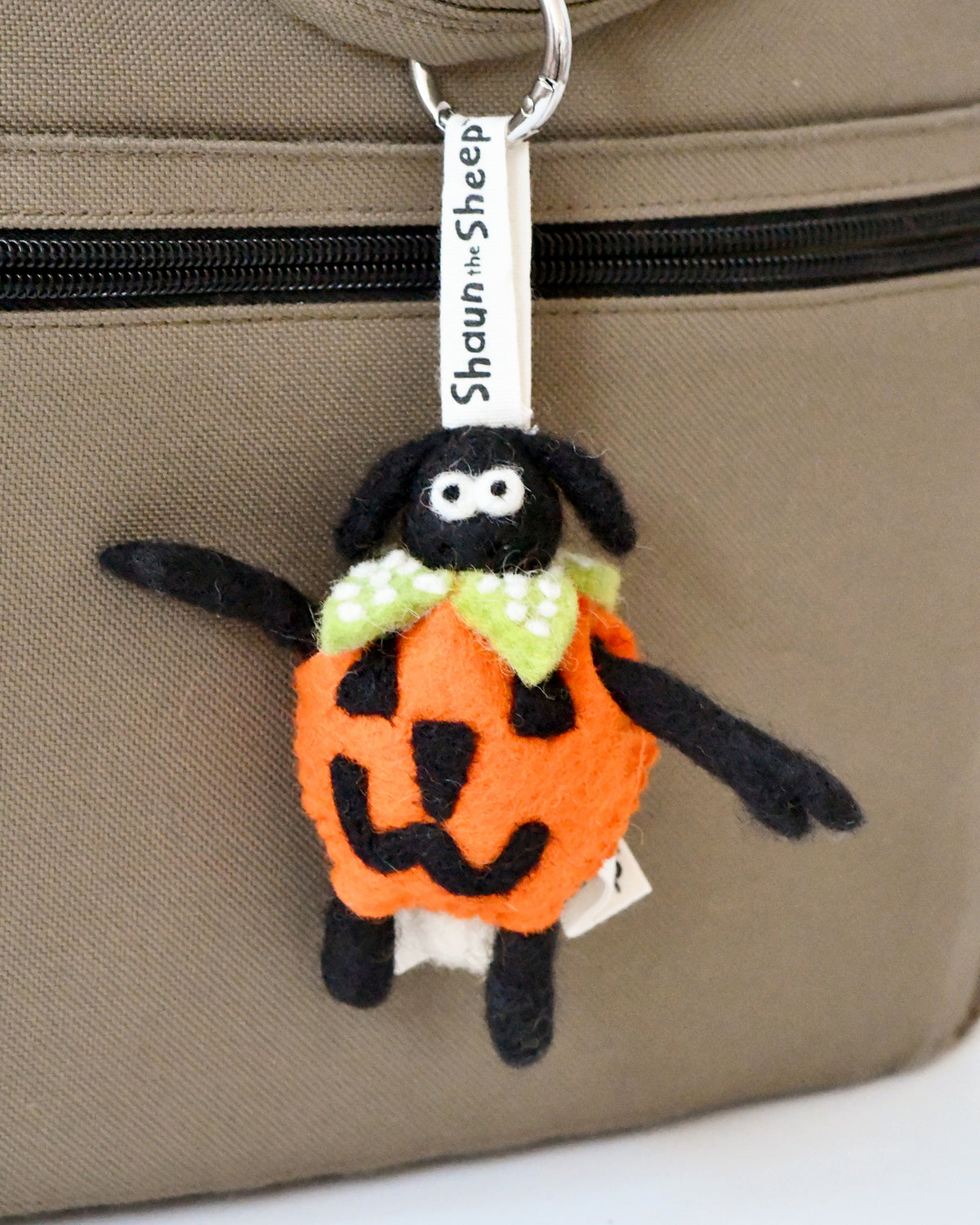 Shaun The Sheep - Halloween Timmy Keychain