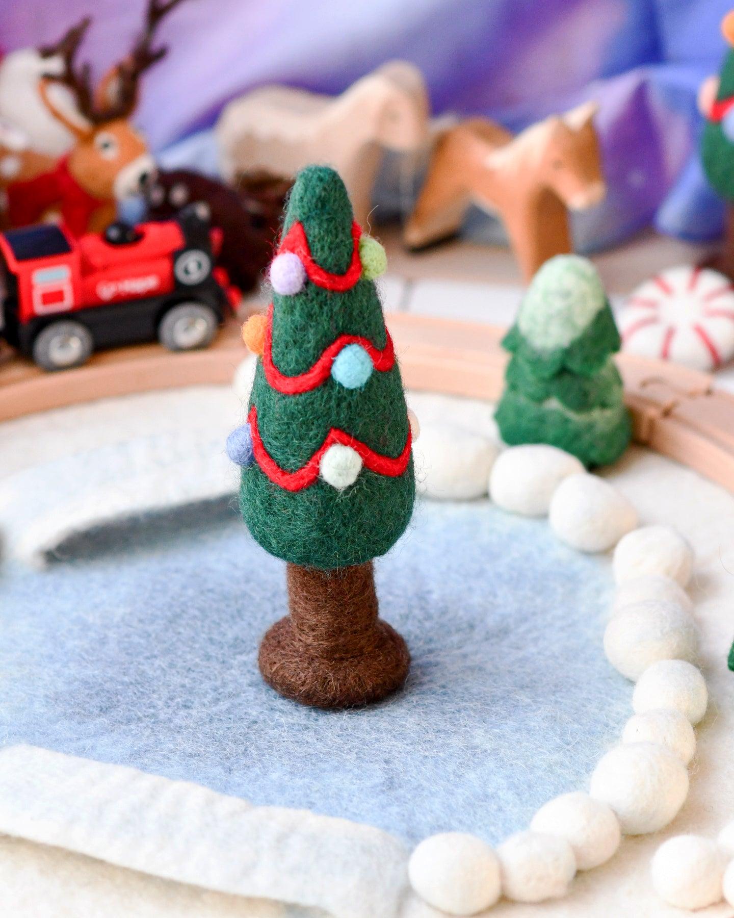 Felt Christmas Tree with Colourful Dots - Tara Treasures
