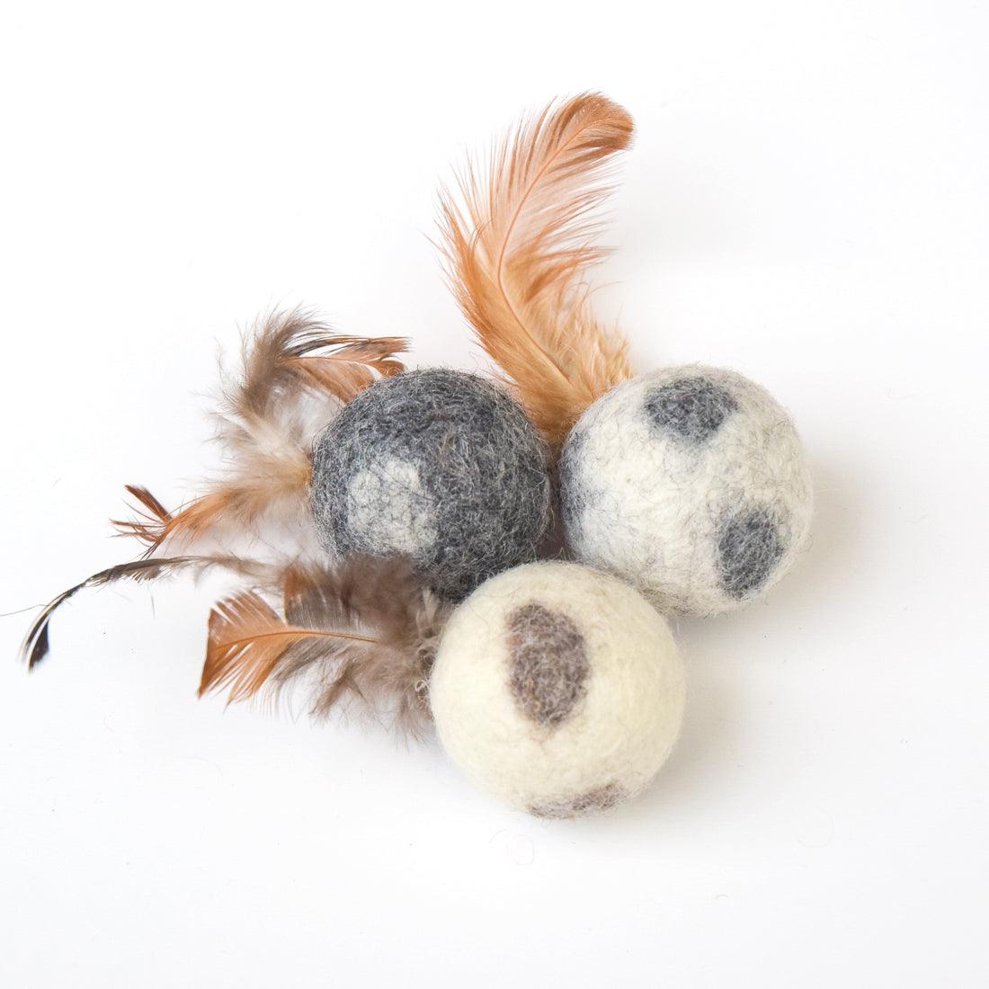 Feather Cat Balls with Dots - Set of 3 - Tara Treasures