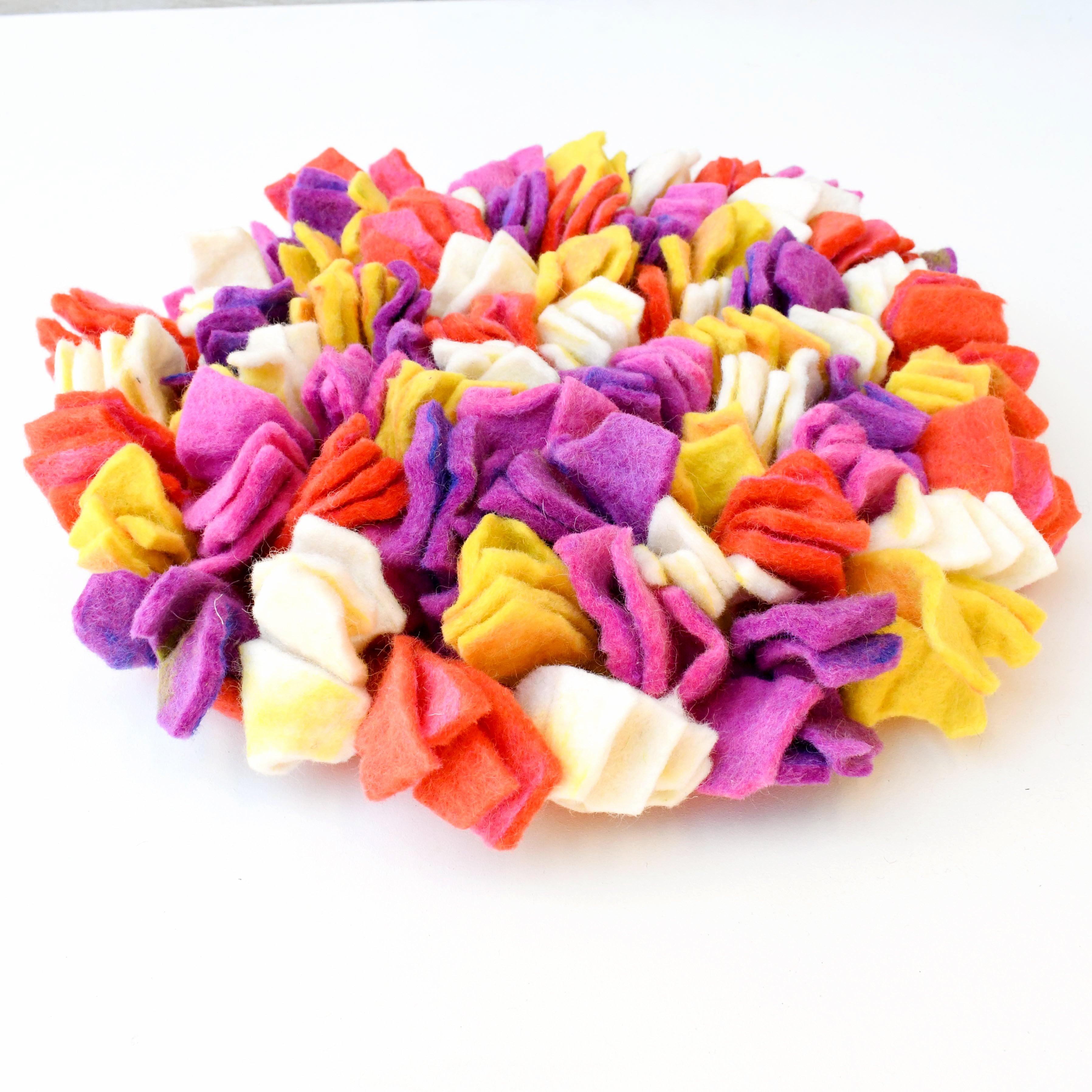 Snuffle mat for cats by Ruffle Snuffle®