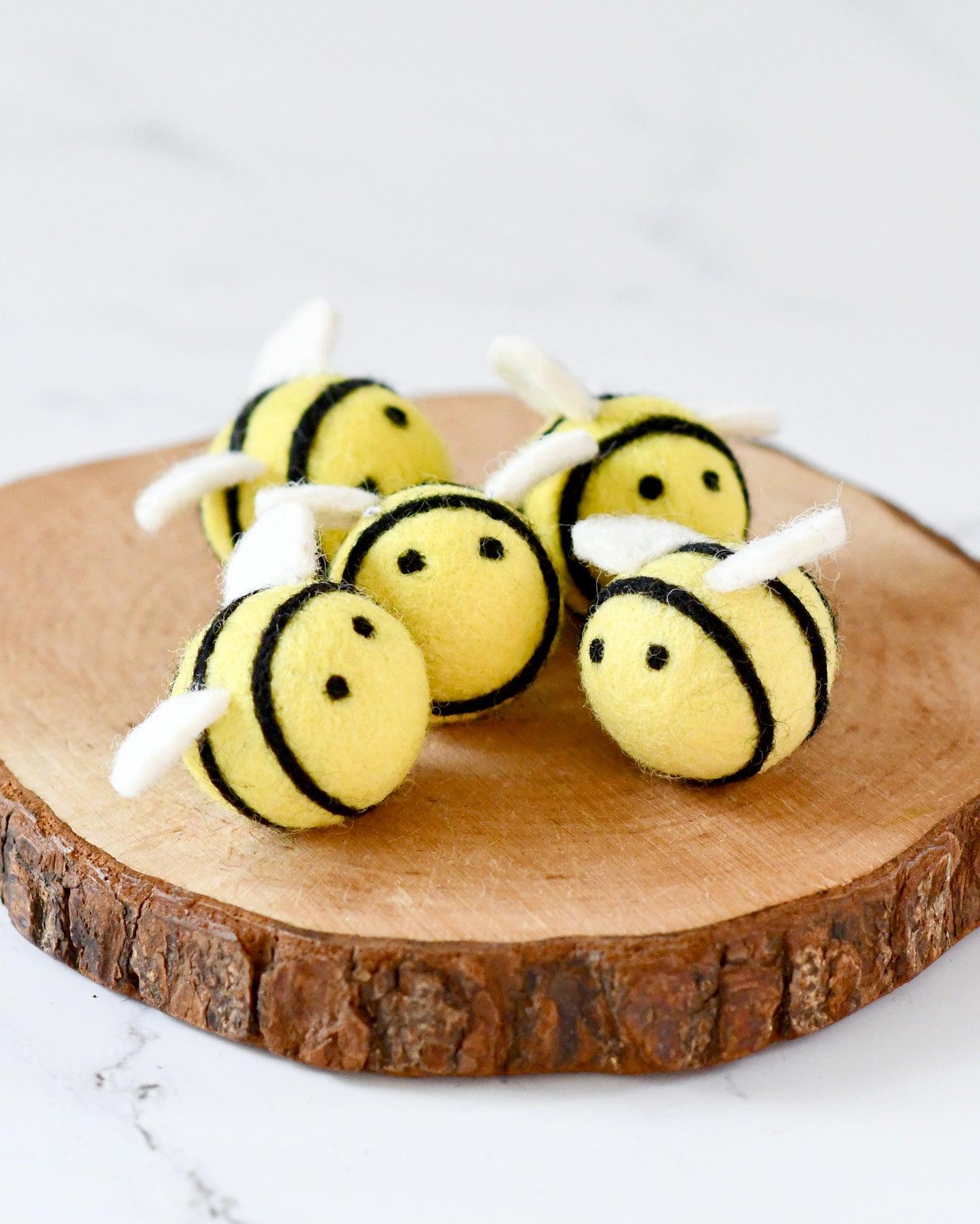 Felt Bees Loose Parts - 5 Bees - Tara Treasures