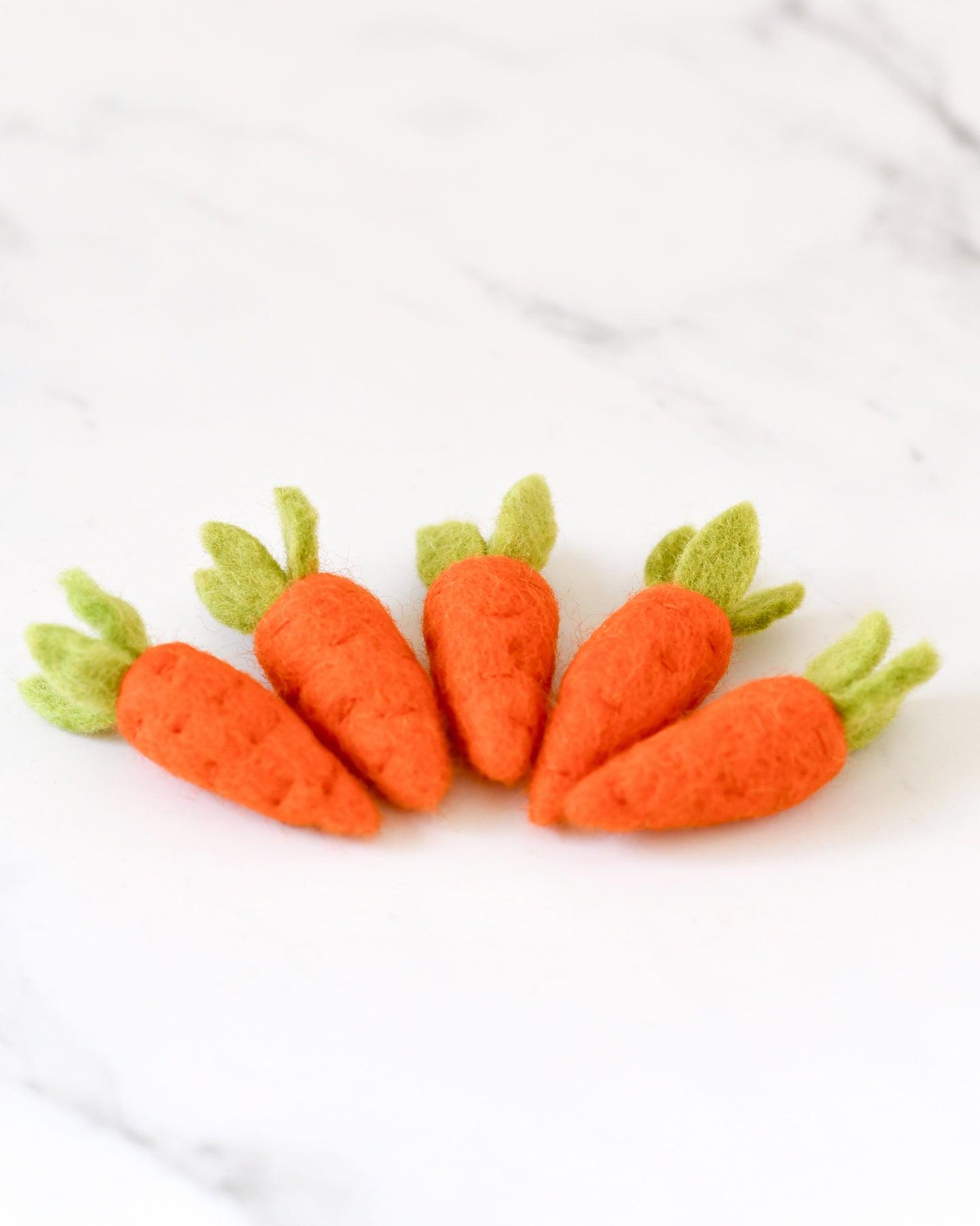 Felt Carrots - 5 Orange Carrots - Tara Treasures