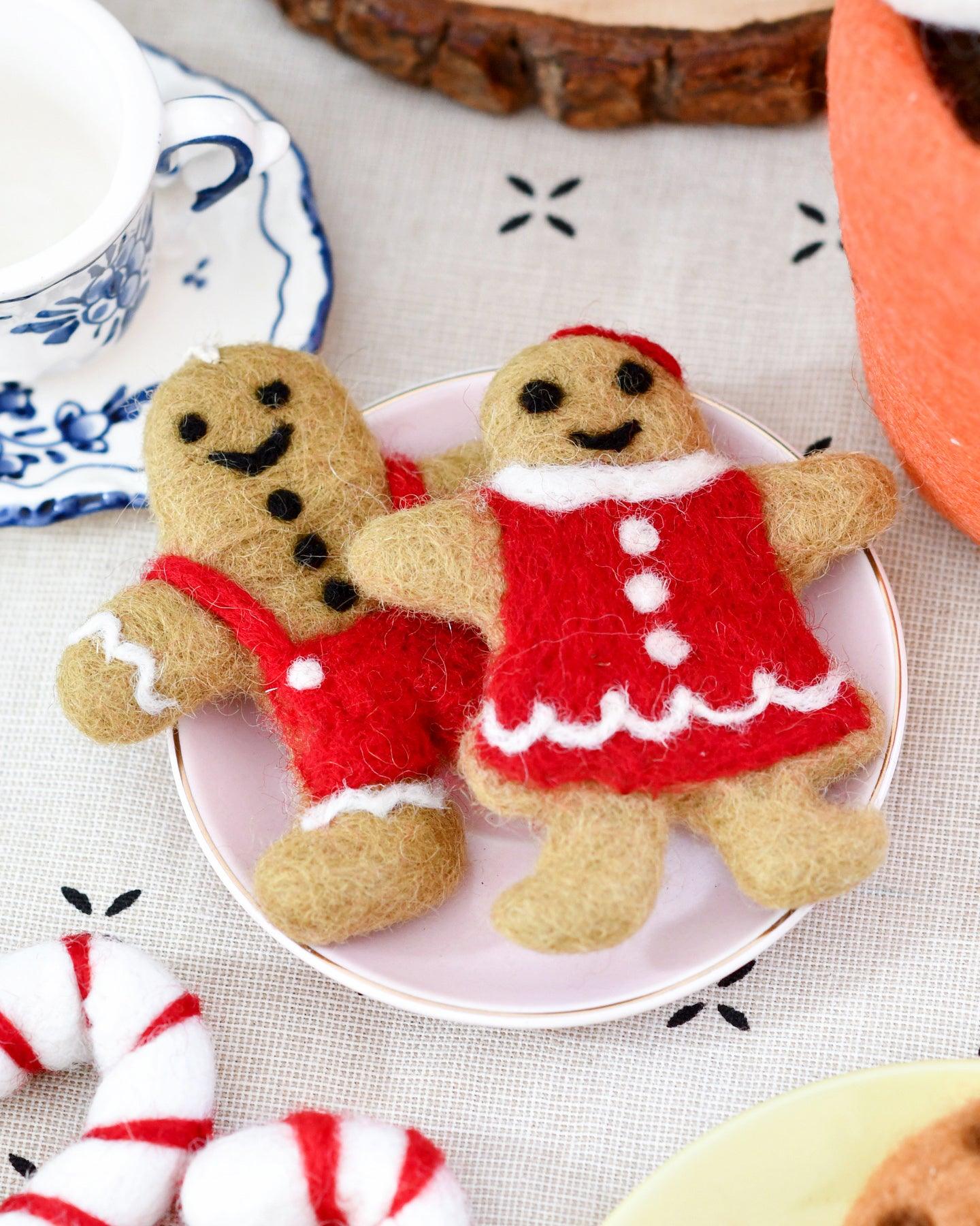 Felt Gingerbread Couple Cookies - Tara Treasures