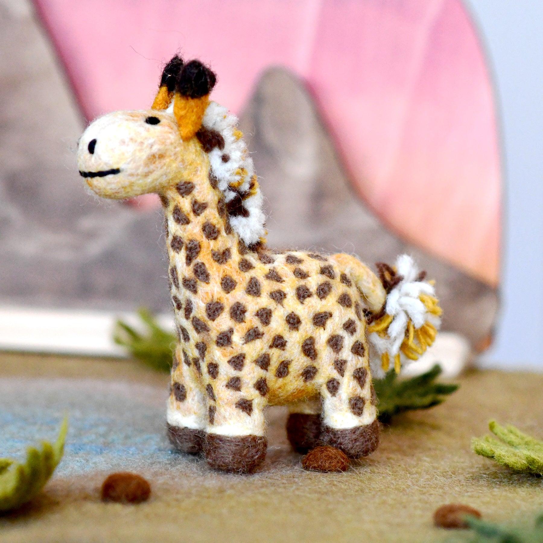 Felt Safari Giraffe Toy - Tara Treasures