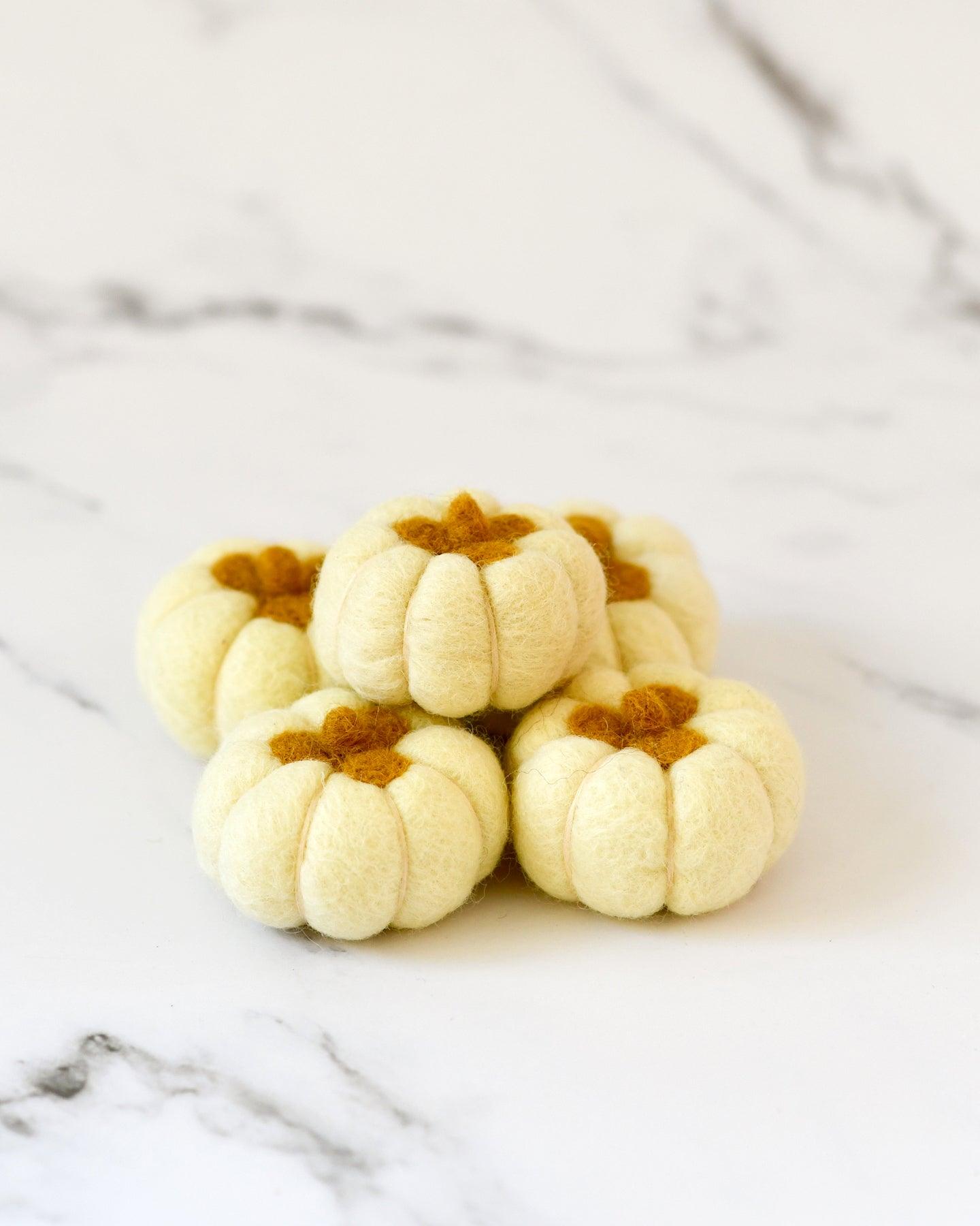 Felt Pumpkins (Light Yellow Coloured) - 5 Pumpkins - Tara Treasures