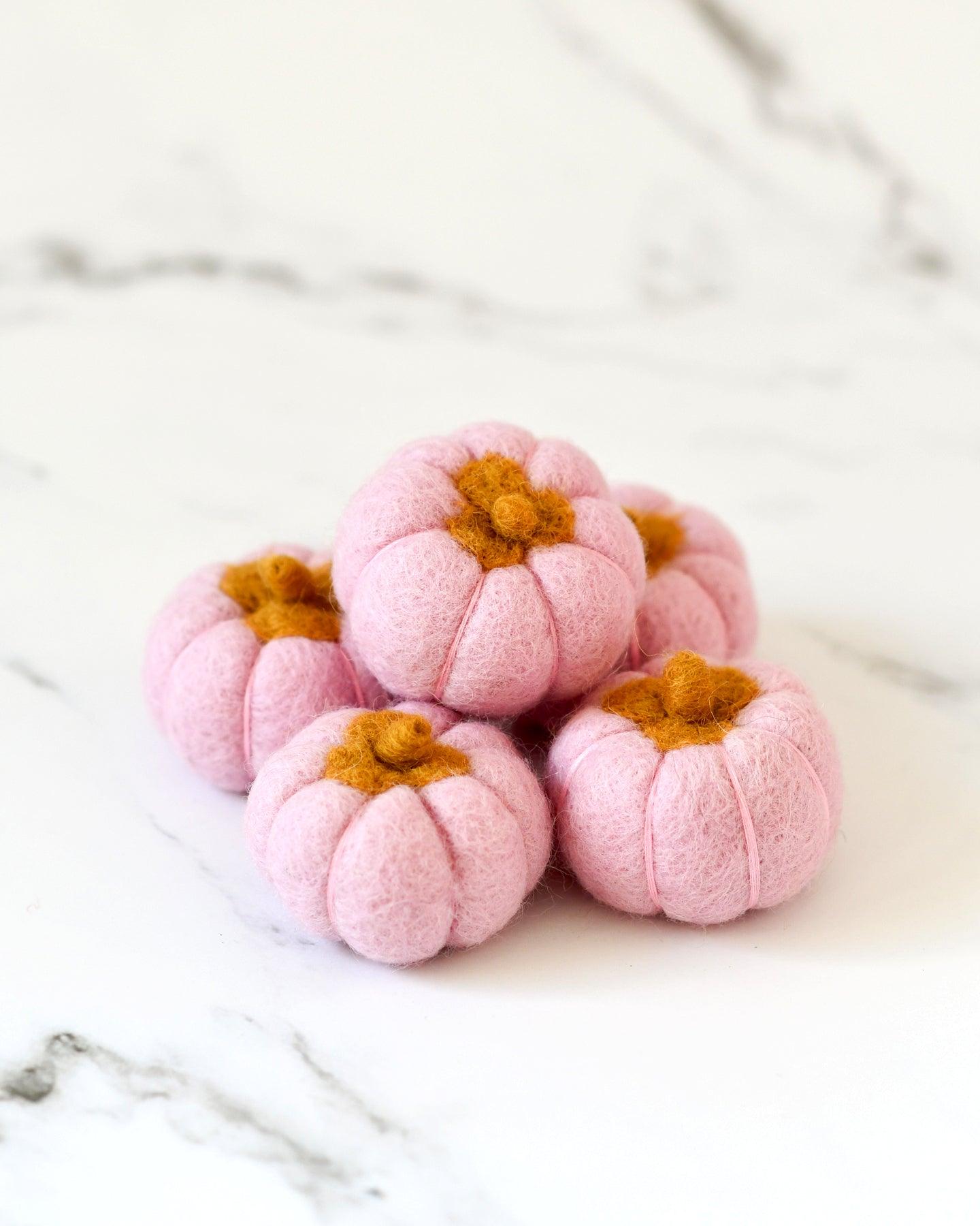 Felt Pumpkins (Light Pink Coloured) - 5 Pumpkins - Tara Treasures