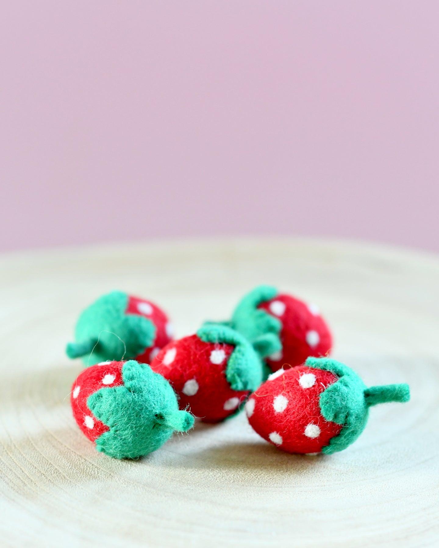 Felt Strawberries - 5 Red Strawberries - Tara Treasures